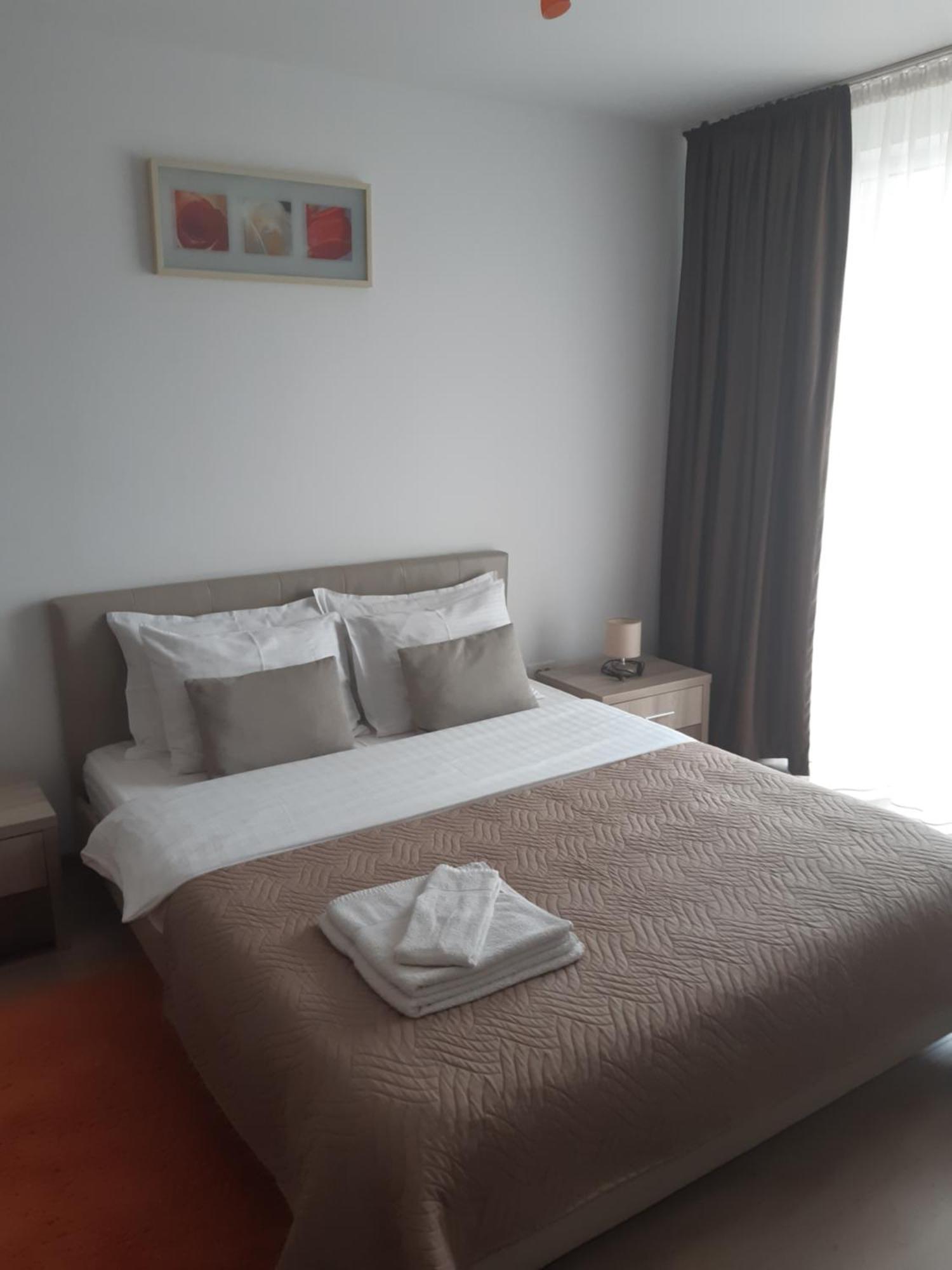 Apartament Marcel - Coresi Mall Brasov Ngoại thất bức ảnh